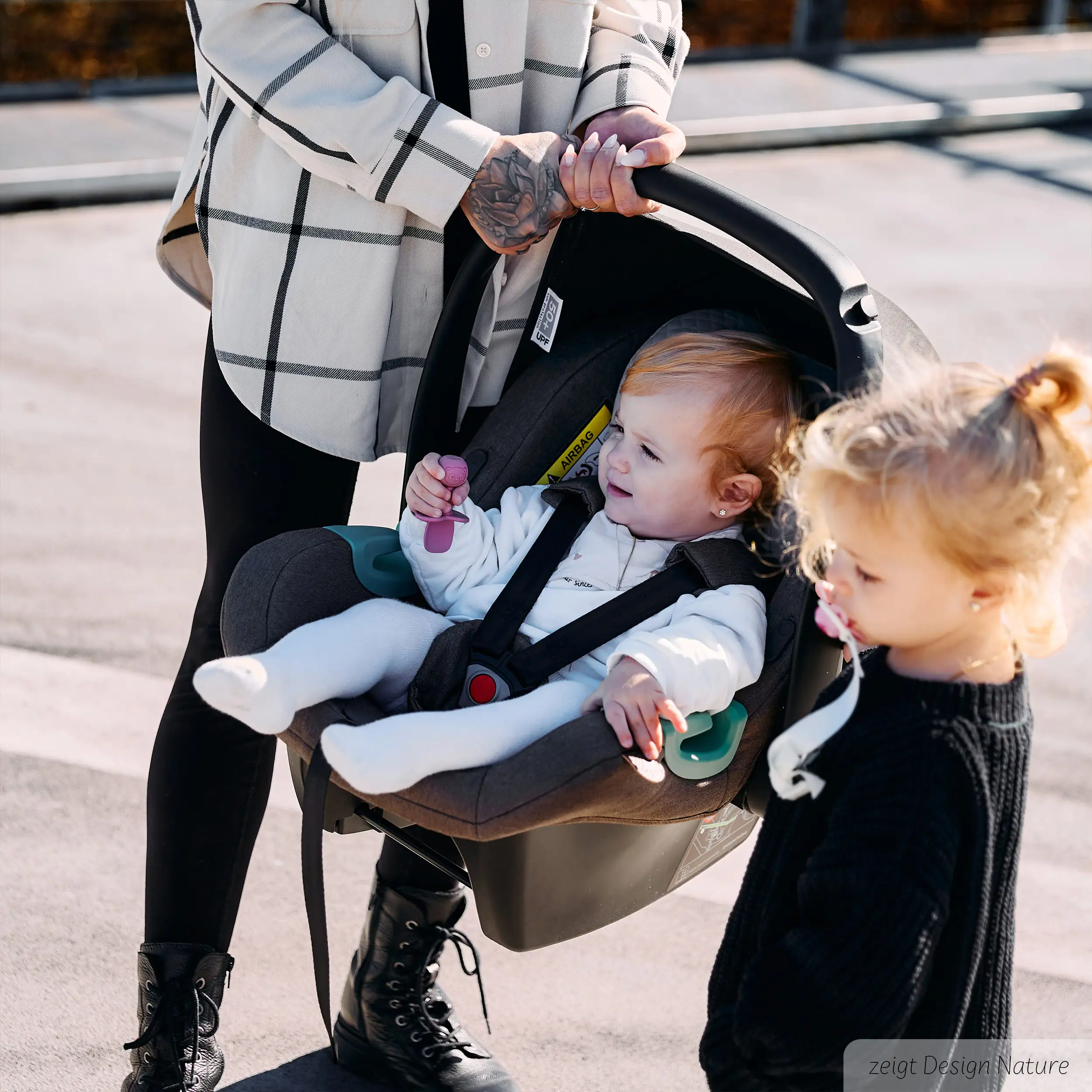 Infant Car Seat Tulip i-Size (for Newborn Babys) - Bubble Infant Car Seat Tulip i-Size (for Newborn Babys) - Bubble