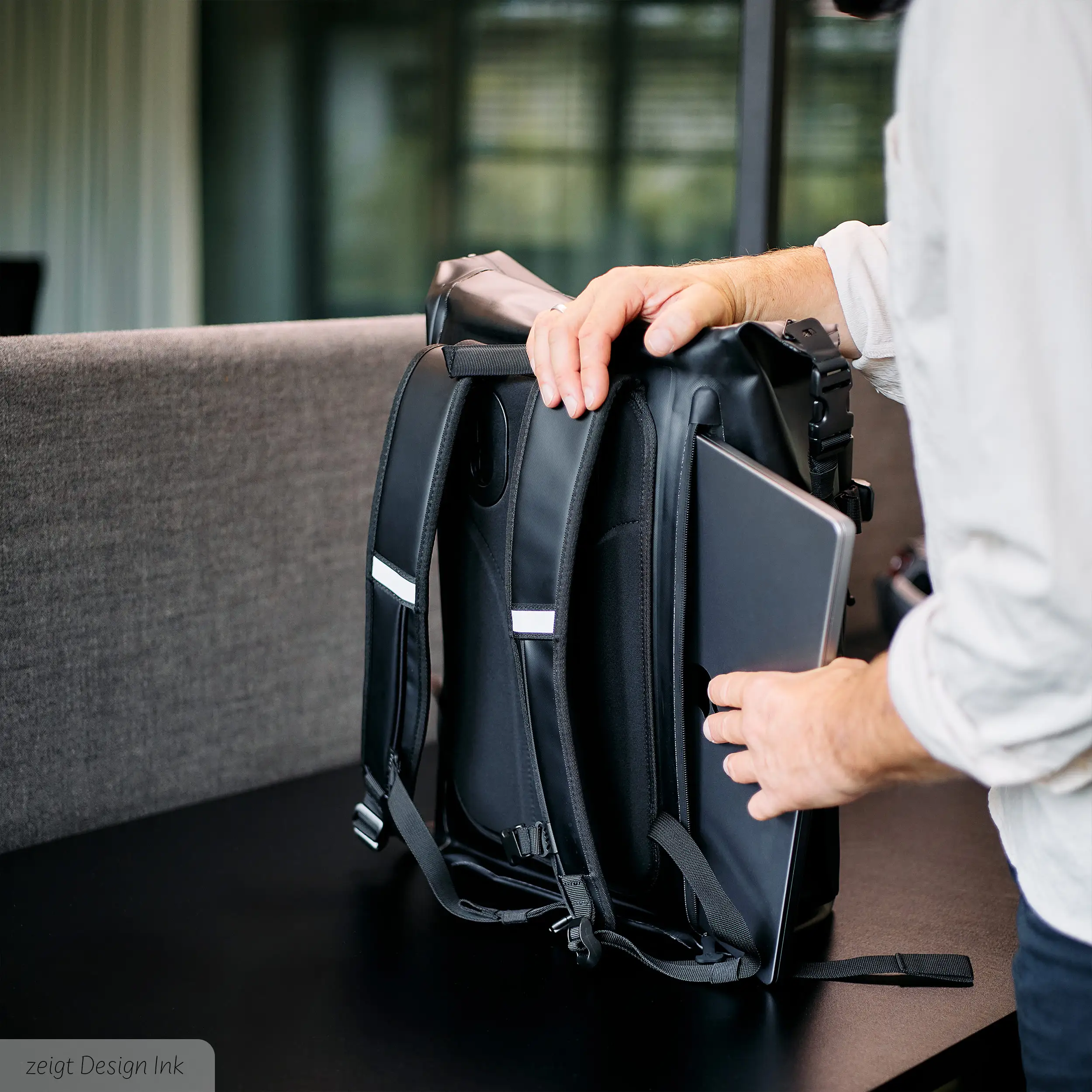 Mochila Zurich 24L para uso diario y oficina - Pine