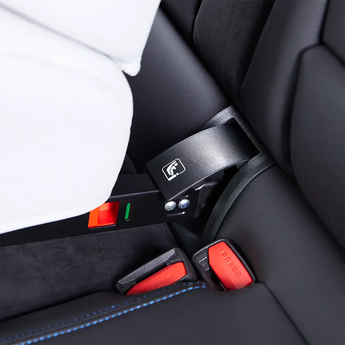 Máxima seguridad con i-Size de serie