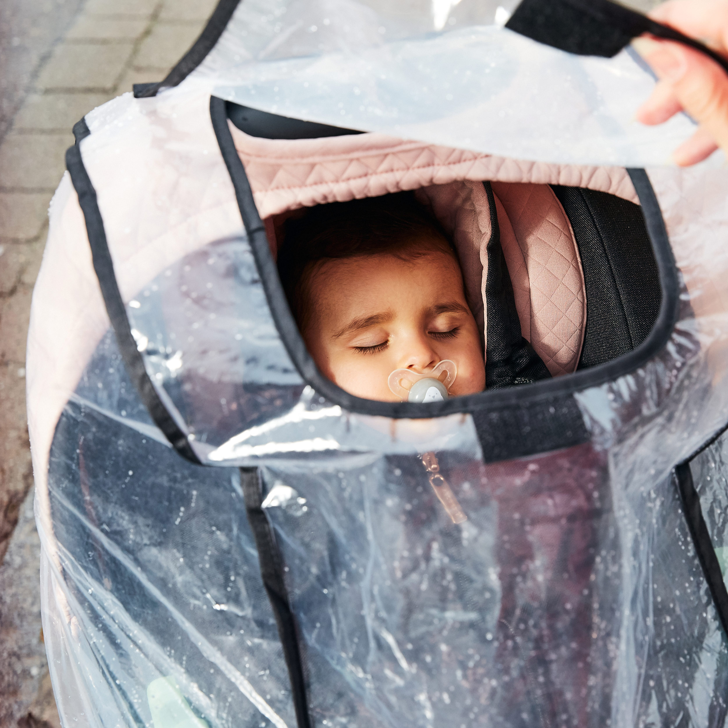 Housse de pluie pour siège auto Tulip Housse de pluie pour siège auto Tulip