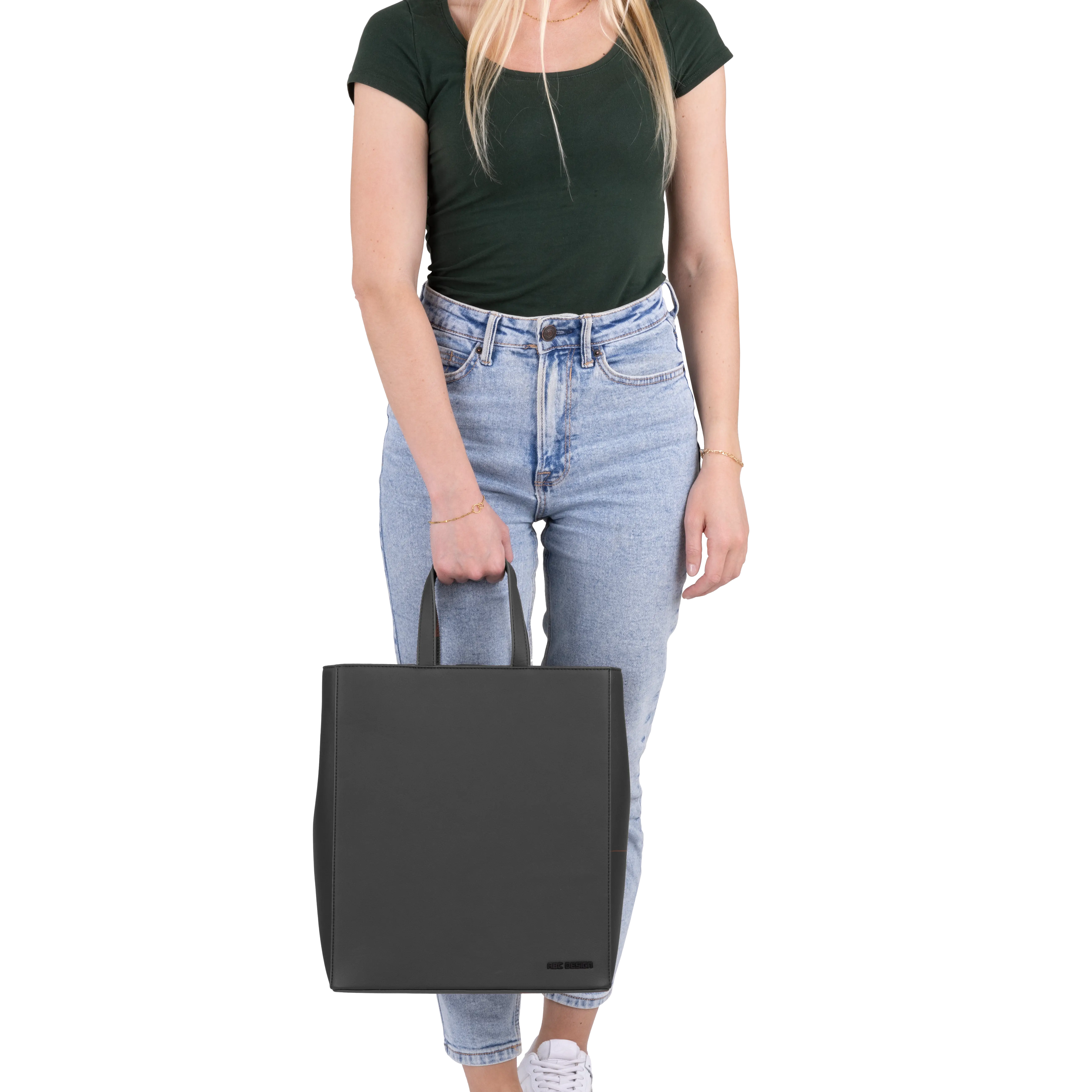 Comfort meets style: wear them however you want