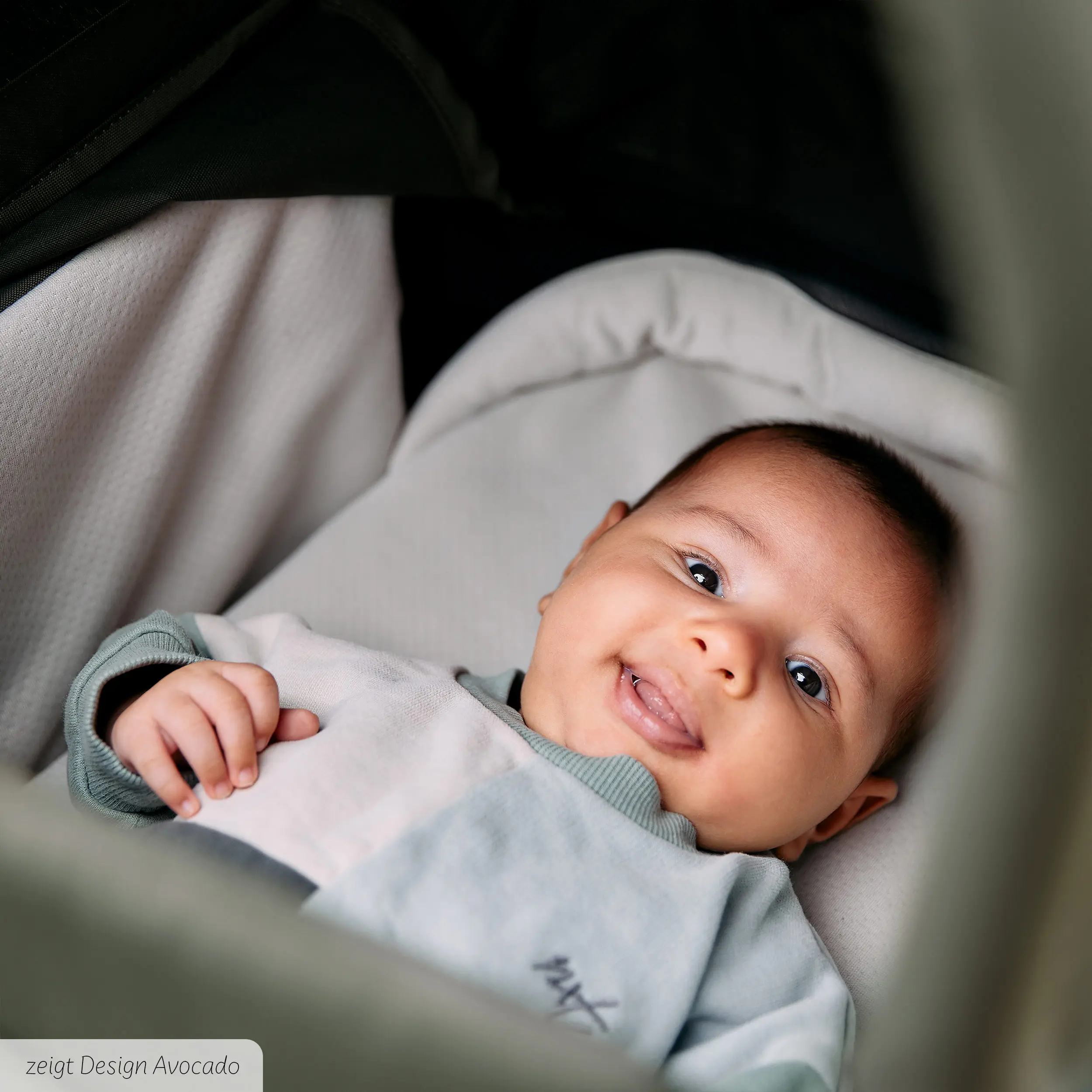 Kombi-Kinderwagen Salsa 5 Air inkl. Wickeltasche, Sonnenschirm, Regenschutz, Becherhalter - Coal