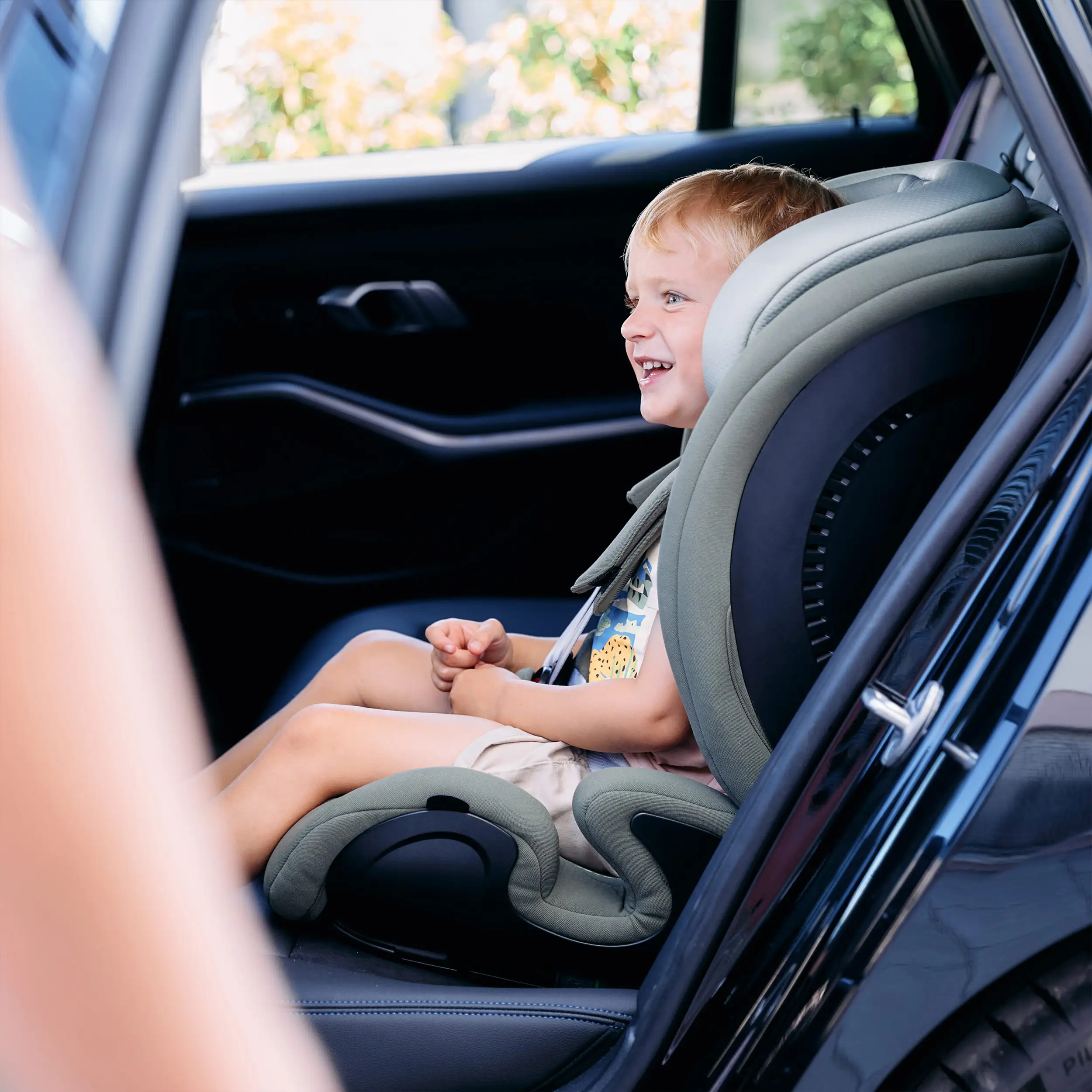 Siège auto Aspen 2 Fix i-Size (de 15 mois à 12 ans) - Sage Siège auto Aspen 2 Fix i-Size (de 15 mois à 12 ans) - Sage