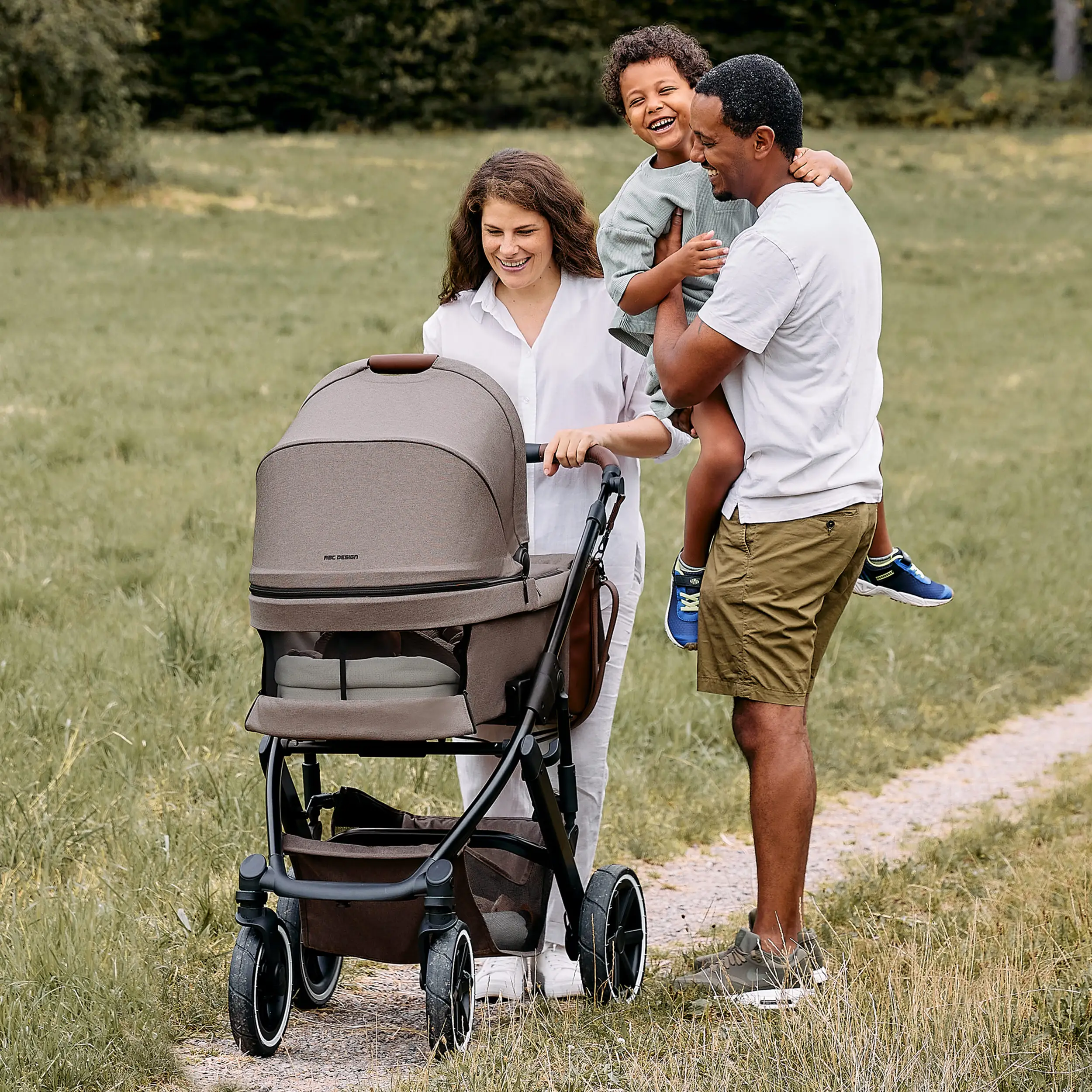 4in1-Kinderwagen-Set Salsa 5 Air inkl. Babyschale Calla mit Liegefunktion - Nature