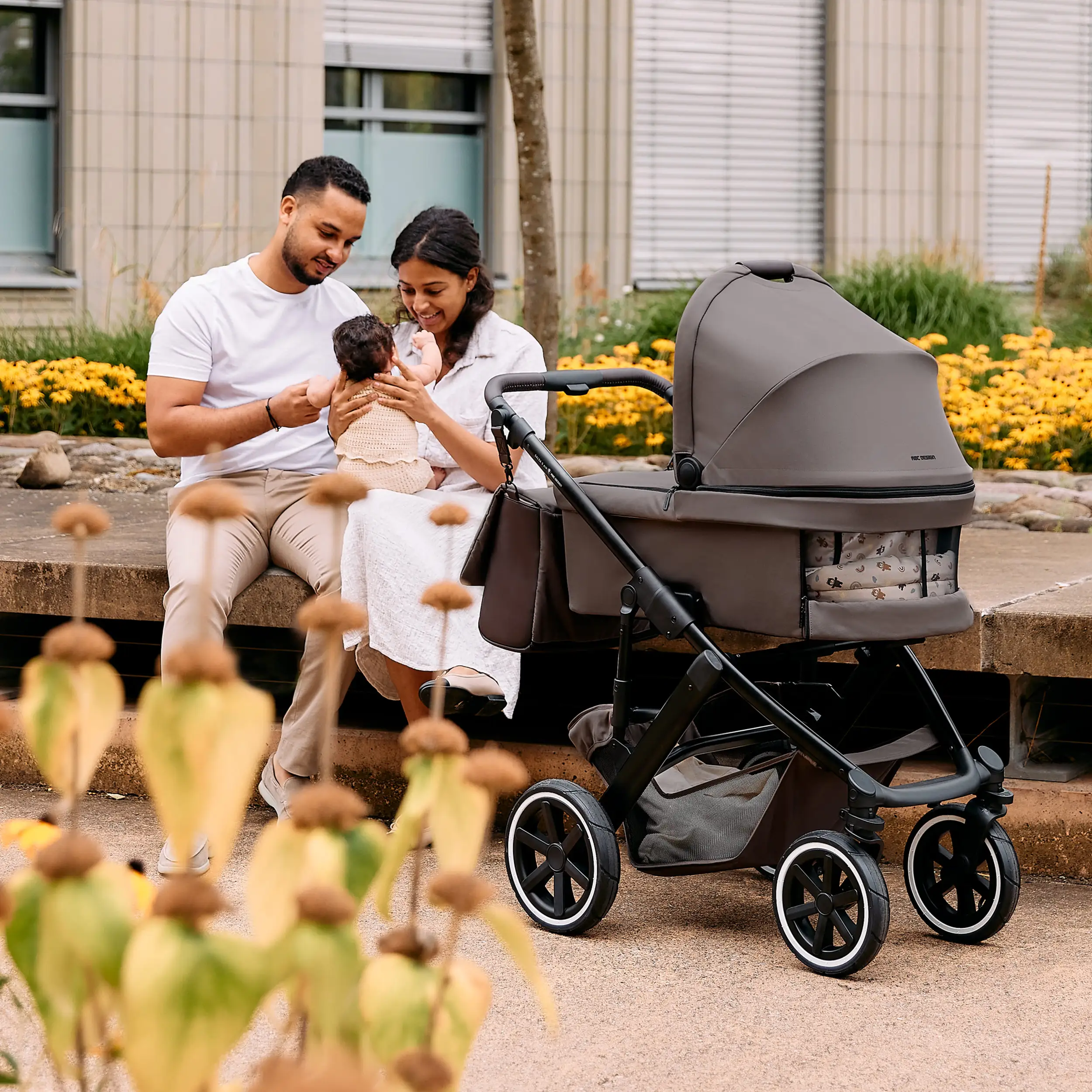 Ensemble poussette 3 en 1 Salsa 5 Air avec siège auto pour bébé - Teddy Ensemble poussette 3 en 1 Salsa 5 Air avec siège auto pour bébé - Teddy